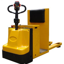 低位全電動(dòng)取貨車(chē)